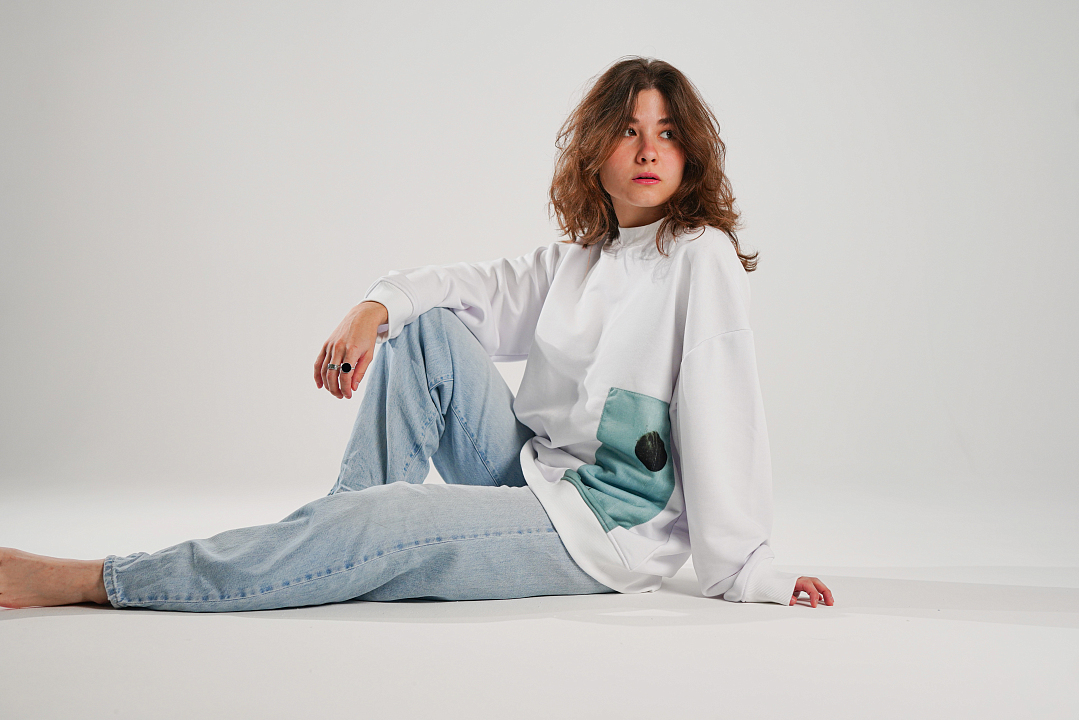 Свитшот с патчами «Иван Леонидов. Город солнца. Памятник»