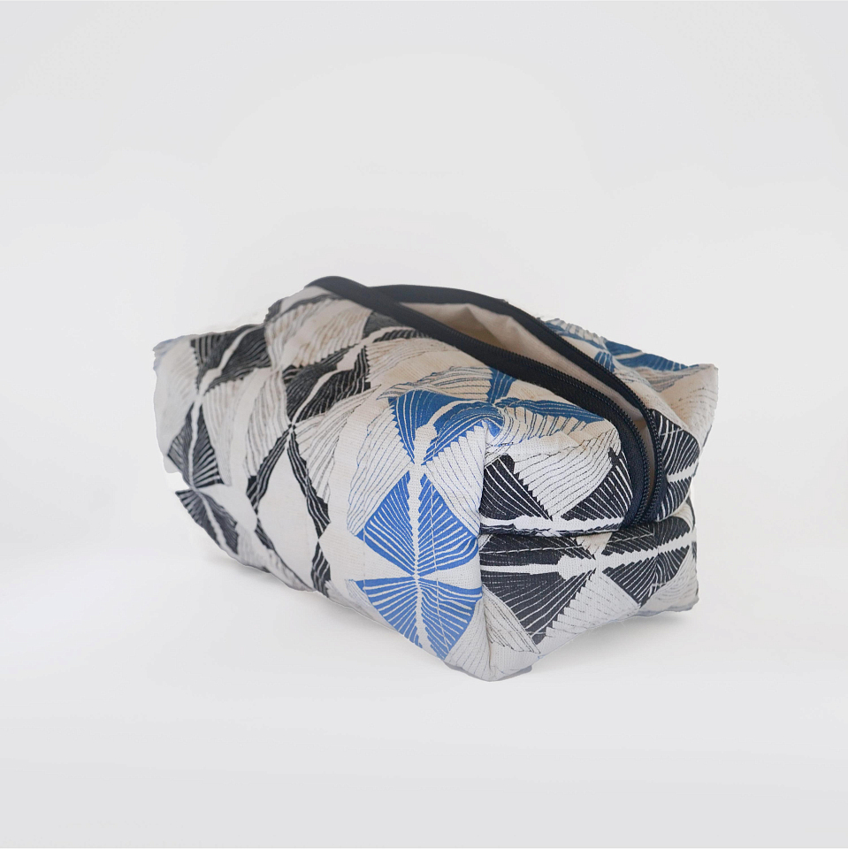 Косметичка большая «Кубасов. Мемориал». Голубой