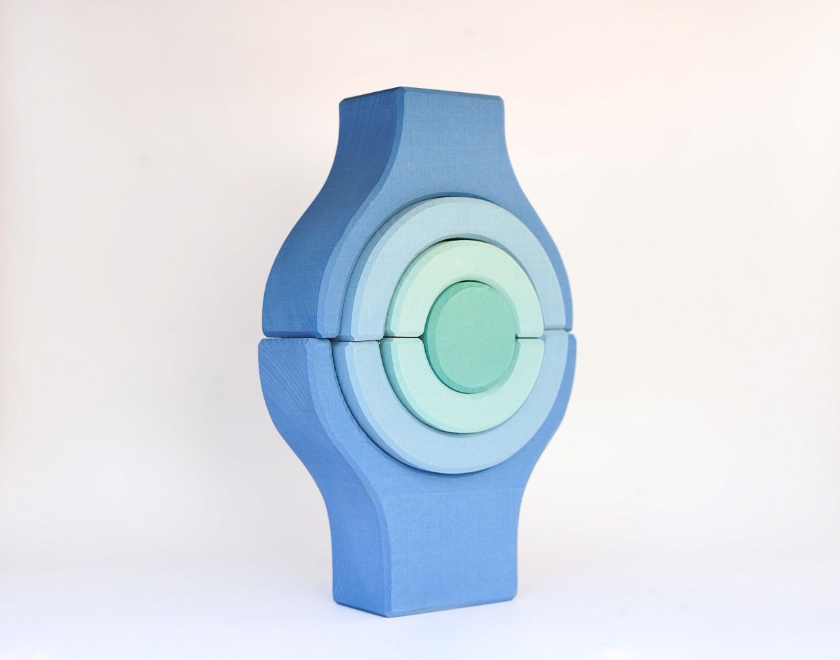 Деревянная пирамида «Фальконье» 